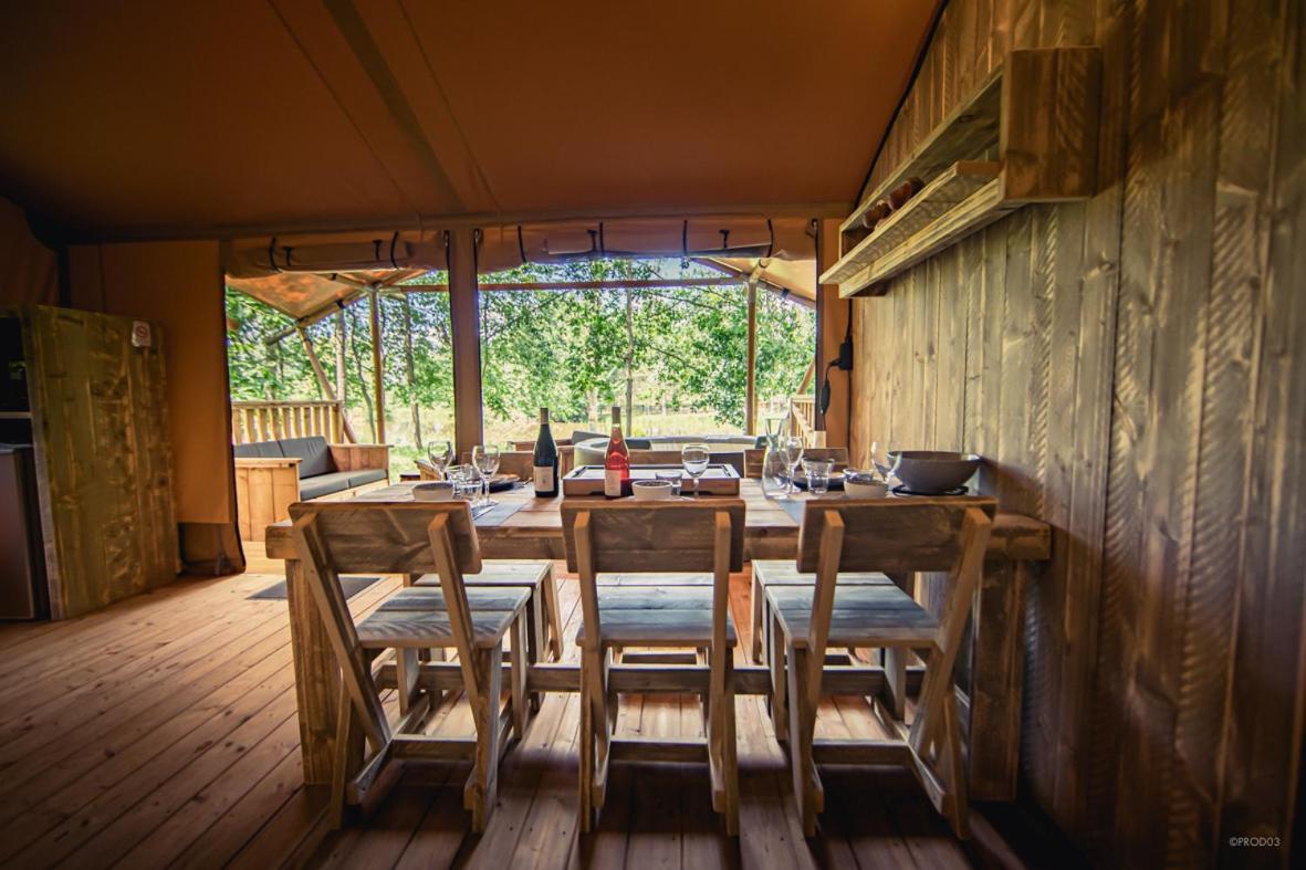Tente Lodge Jacuzzi Privatif En Pleine Nature Thiel-sur-Acolin Extérieur photo
